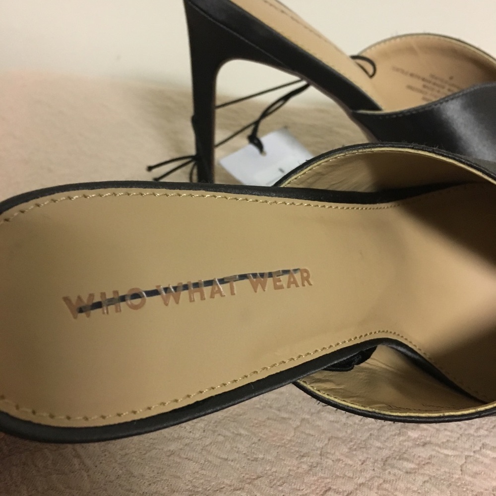 High Heels - Picture 5 of 8